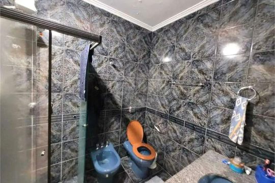 Banheiro de casa à venda com 6 quartos, 274m² em Lapa, São Paulo