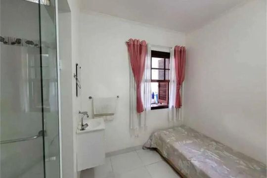 Quarto de casa à venda com 6 quartos, 274m² em Lapa, São Paulo