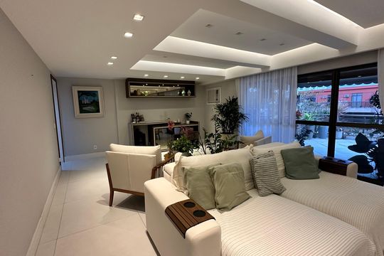 Sala de apartamento para alugar com 4 quartos, 300m² em Recreio dos Bandeirantes, Rio de Janeiro