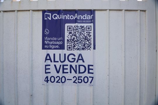 Placa de casa para alugar com 4 quartos, 130m² em Harmonia, Canoas