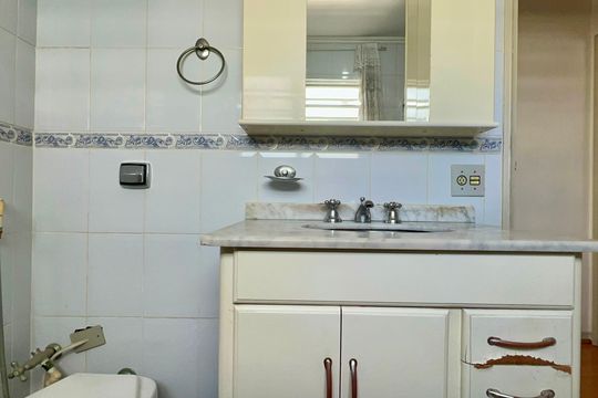 Banheiro de apartamento à venda com 2 quartos, 100m² em Jardim Paulista, São Paulo