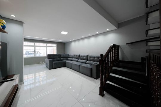 Sala 1 de casa para alugar com 6 quartos, 271m² em Jardim Ipanema(zona Leste), São Paulo
