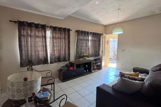 Sala de casa à venda com 3 quartos, 360m² em Jardim Eulina, Campinas
