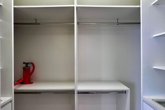 Closet Suíte 3 de apartamento para alugar com 3 quartos, 109m² em Jardim Aeroporto, São Paulo