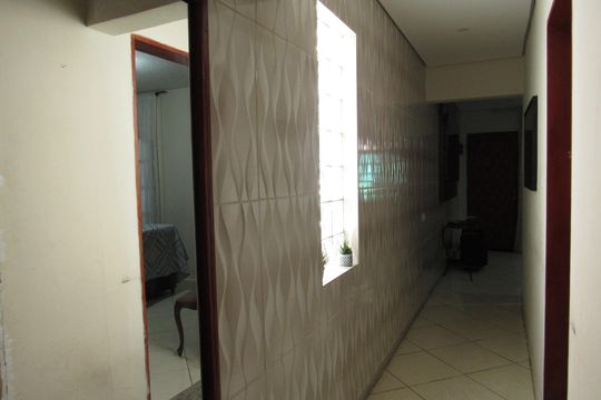 Corredores de casa à venda com 2 quartos, 170m² em Veloso, Osasco