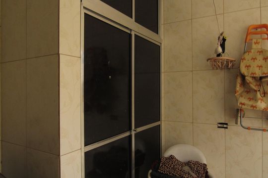 Área de Serviço de casa à venda com 2 quartos, 170m² em Veloso, Osasco