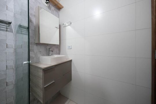 Banheiro de apartamento para alugar com 1 quarto, 35m² em Vila Dalila, São Paulo