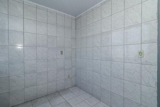 Cozinha de apartamento à venda com 2 quartos, 41m² em Rubem Berta, Porto Alegre