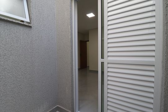 Varanda Banheiro Quarto 1 suíte de casa à venda com 3 quartos, 140m² em Vila Camilópolis, Santo André