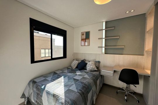 Quato de apartamento para alugar com 1 quarto, 41m² em Empresarial 18 do Forte, Barueri