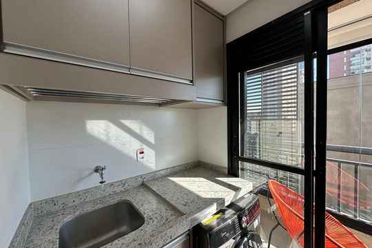 Área de Serviço de apartamento para alugar com 1 quarto, 41m² em Empresarial 18 do Forte, Barueri