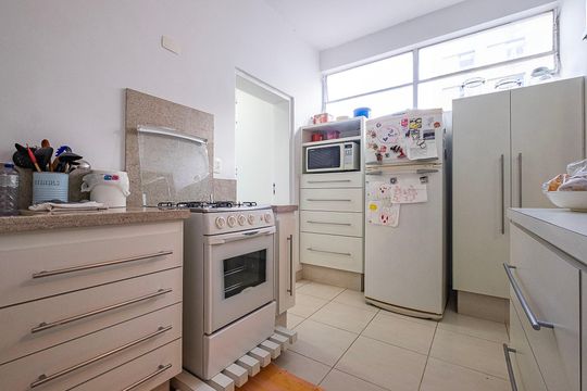 Cozinha de apartamento à venda com 3 quartos, 170m² em Cerqueira César, São Paulo