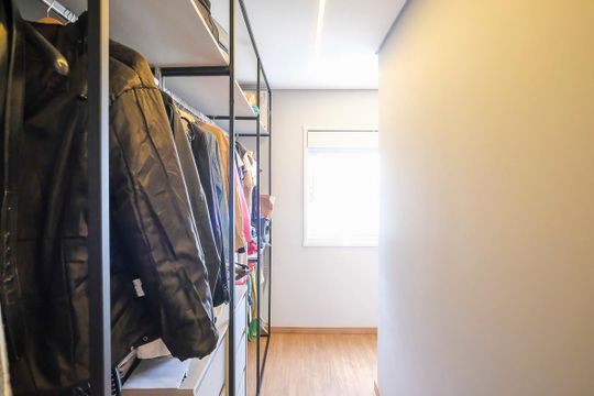 Closet da suíte de apartamento à venda com 2 quartos, 92m² em Santo Antônio, São Caetano do Sul