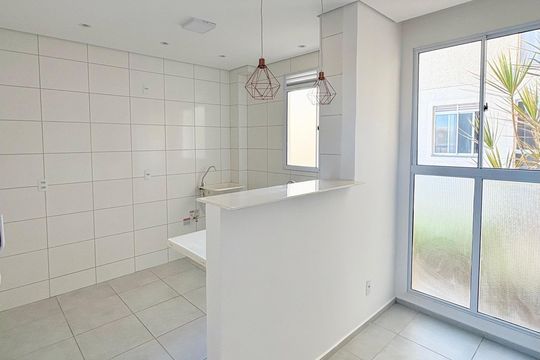 Cozinha de apartamento para alugar com 2 quartos, 53m² em Juliana, Belo Horizonte