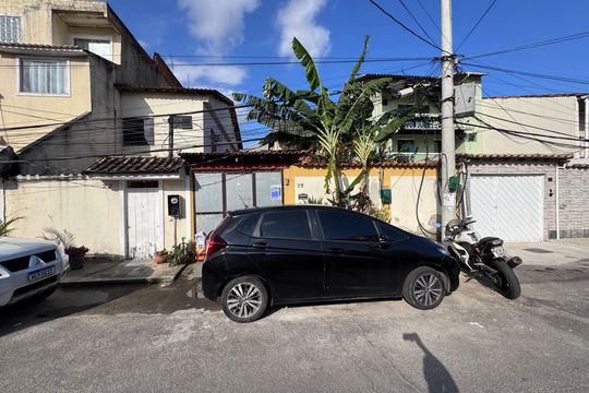 Fachada de casa de condomínio à venda com 2 quartos, 150m² em Vargem Pequena, Rio de Janeiro