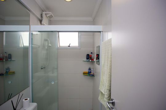 Banheiro da Suíte de apartamento à venda com 2 quartos, 50m² em Centro, Diadema