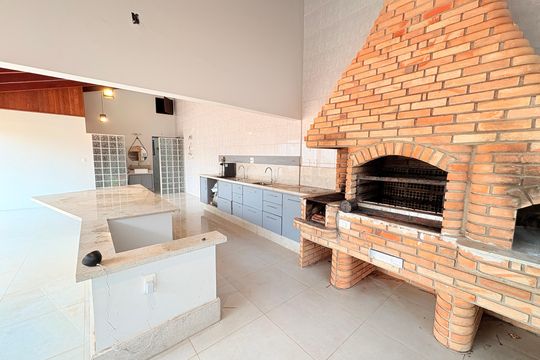 Quintal com Churrasqueira de casa de condomínio à venda com 5 quartos, 1000m² em Chácara Malota, Jundiaí