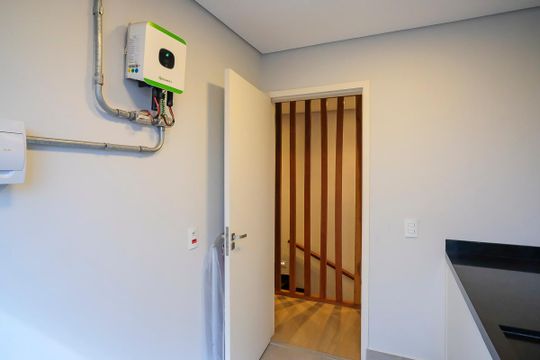Área de serviço de casa à venda com 3 quartos, 183m² em Santa Maria, Santo André