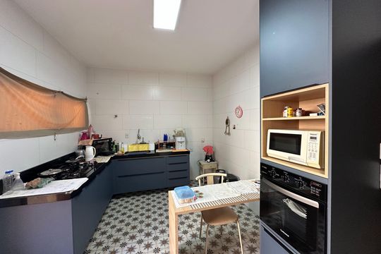 Casa à venda com 4 quartos, 360m² em Alto Caiçaras, Belo Horizonte