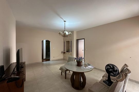 Casa para alugar com 4 quartos, 360m² em Alto Caiçaras, Belo Horizonte