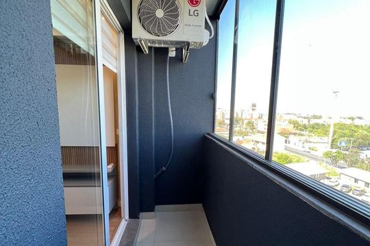 Sacada de apartamento à venda com 2 quartos, 55m² em Centro, Canoas