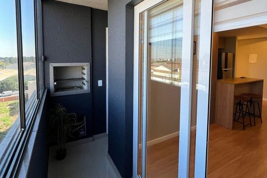 Sacada de apartamento à venda com 2 quartos, 55m² em Centro, Canoas