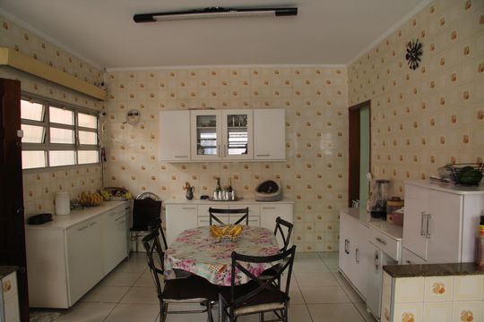 Cozinha de casa à venda com 5 quartos, 585m² em Vila Rosalia, Guarulhos