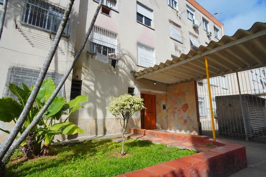 Área comum de kitnet/studio à venda com 1 quarto, 33m² em Jardim Dona Leopoldina, Porto Alegre