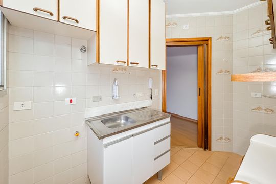 Cozinha de apartamento à venda com 1 quarto, 39m² em Vila Mariana, São Paulo