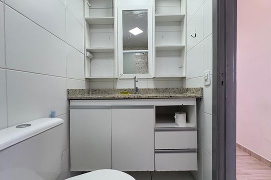 Banheiro de apartamento à venda com 3 quartos, 60m² em Jardim Jamaica, Santo André