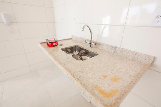 Cozinha de apartamento para alugar com 2 quartos, 55m² em Jardim Espanha, Uberlândia