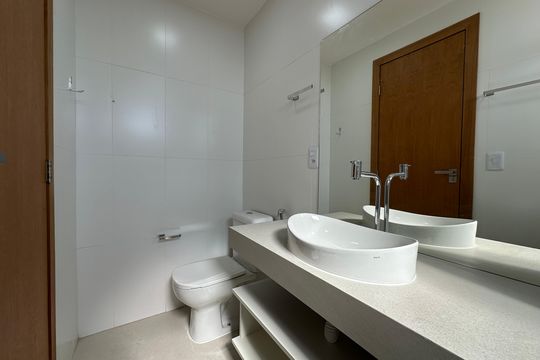 Apartamento à venda com 2 quartos, 86m² em Morro do Confisco, Contagem