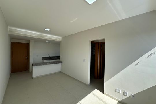 Apartamento à venda com 2 quartos, 86m² em Morro do Confisco, Contagem