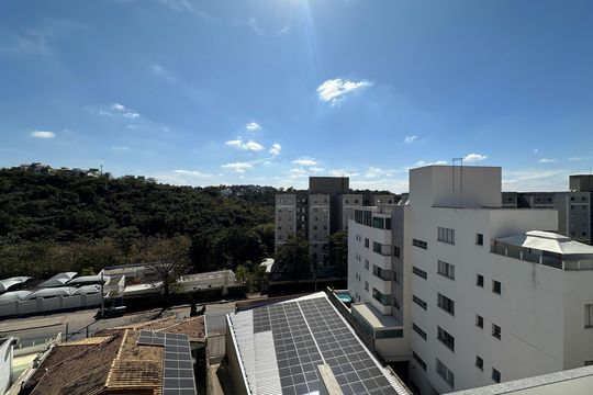 Apartamento à venda com 2 quartos, 86m² em Morro do Confisco, Contagem
