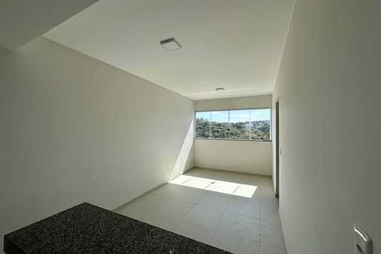 Apartamento à venda com 2 quartos, 86m² em Morro do Confisco, Contagem