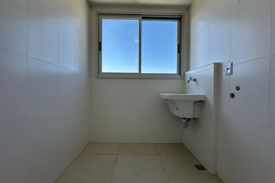 Apartamento à venda com 2 quartos, 86m² em Morro do Confisco, Contagem