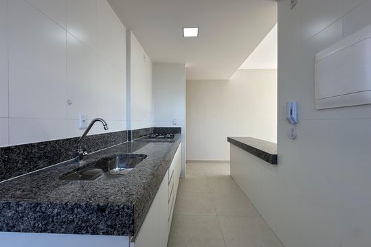Apartamento à venda com 2 quartos, 86m² em Morro do Confisco, Contagem