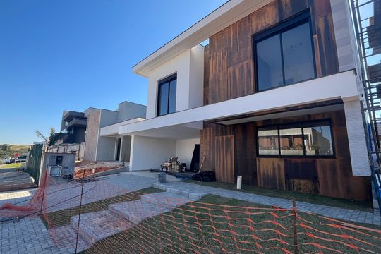 Casa de Condomínio à venda com 4 quartos, 428m² em Parque Imperador, Campinas