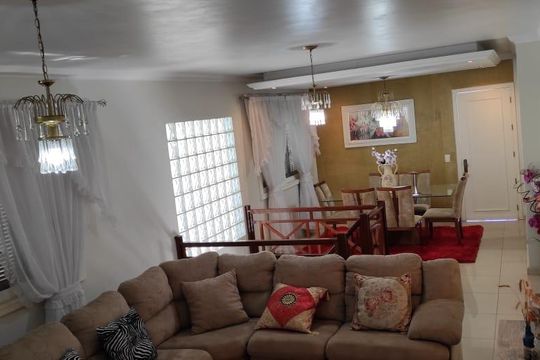 Sala de casa para alugar com 3 quartos, 1100m² em Rondônia, Novo Hamburgo