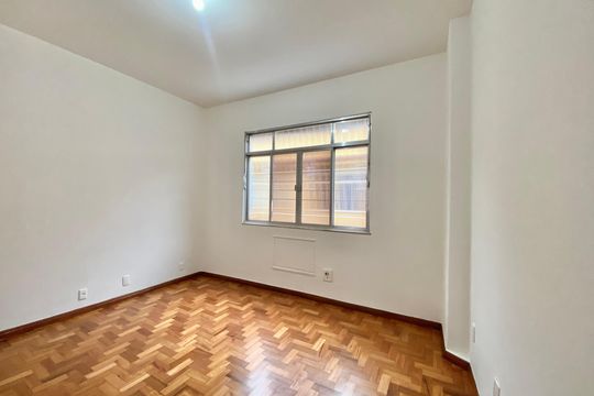 Quarto 2 de casa para alugar com 3 quartos, 150m² em Botafogo, Rio de Janeiro