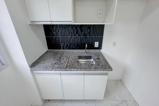 Cozinha de apartamento à venda com 1 quarto, 26m² em Sé, São Paulo