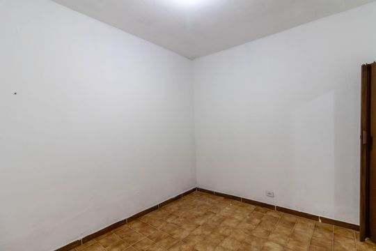 Quarto 2 de casa para alugar com 2 quartos, 45m² em Parque Continental Ii, Guarulhos
