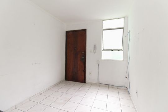 Apartamento para alugar com 3 quartos, 75m² em Itaquera Ii/iii, São Paulo