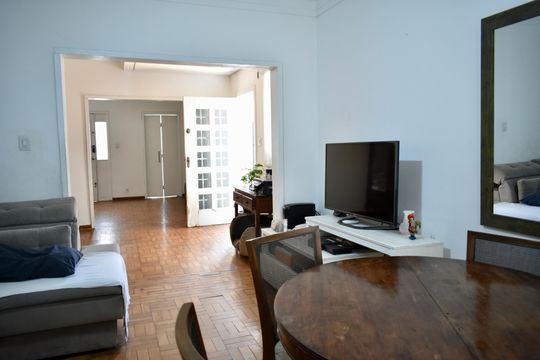 Casa à venda com 3 quartos, 350m² em Vila Mariana, São Paulo