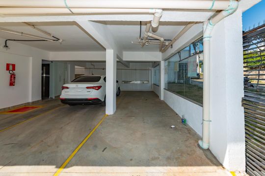Garagem de apartamento à venda com 2 quartos, 102m² em Estrela do Oriente, Belo Horizonte
