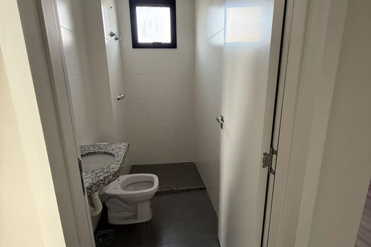 Banheiro da Suíte de apartamento à venda com 2 quartos, 52m² em União, Belo Horizonte