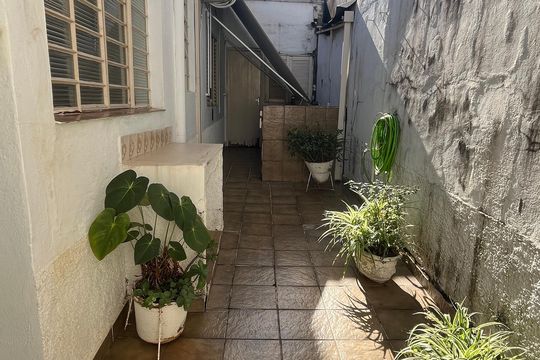 Área Externa de casa à venda com 2 quartos, 80m² em Jardim Guanabara, Campinas