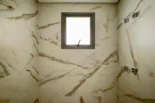 Banheiro da Suíte 2 de apartamento à venda com 4 quartos, 277m² em Sumaré, São Paulo