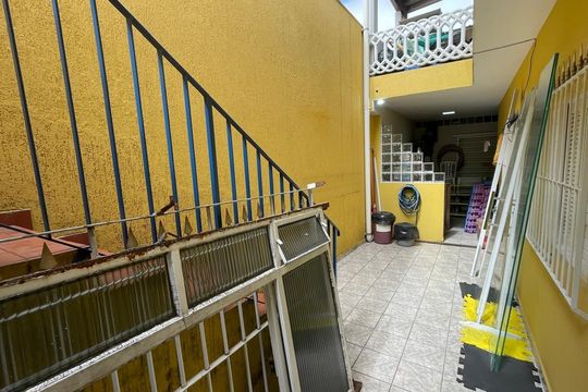 Quintal de casa à venda com 3 quartos, 174m² em Jardim Testae, Guarulhos