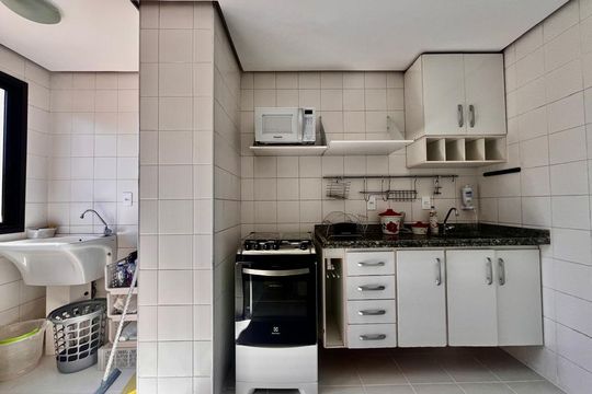 Cozinha/Area de Serviço de apartamento à venda com 1 quarto, 55m² em Cambuí, Campinas